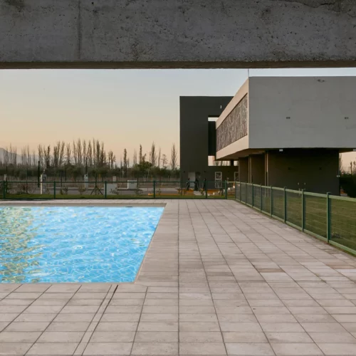 Alma-Gardenia-piscina
